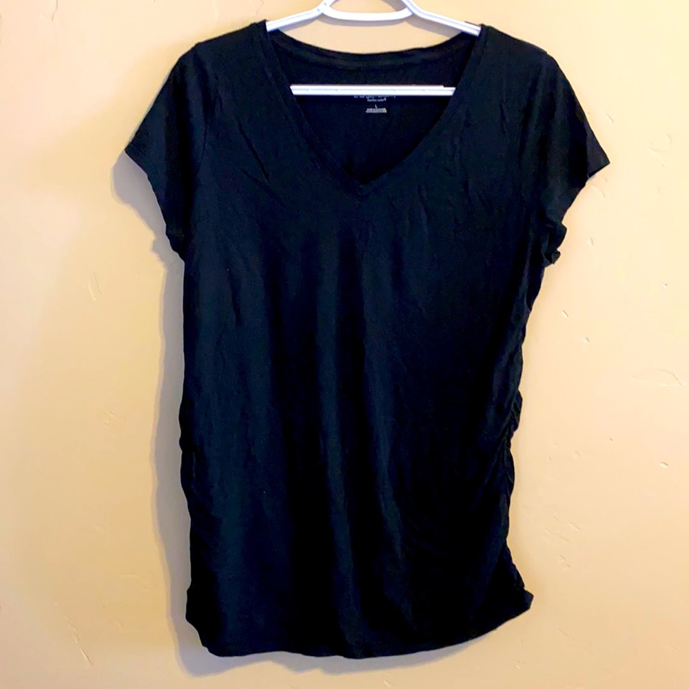 Liz Lange Maternity black v-neck tee, good condition, size L